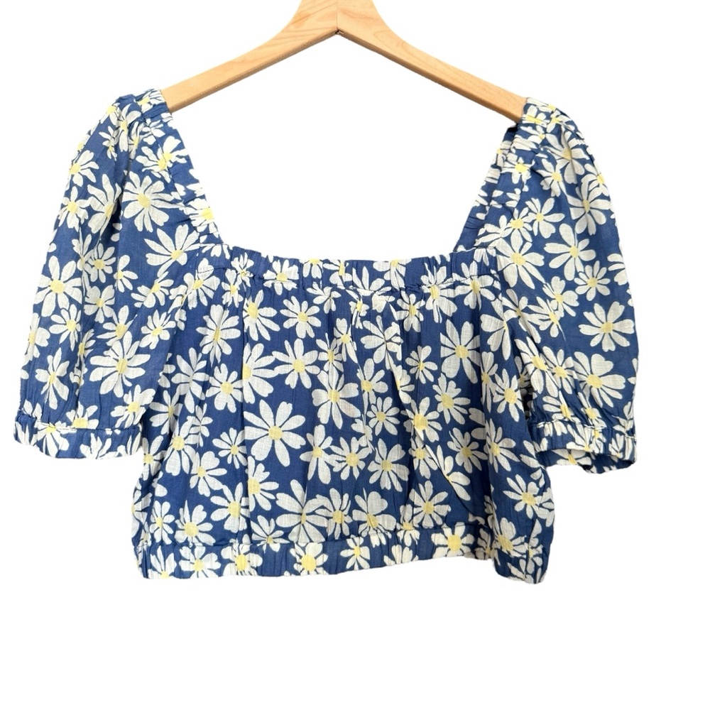 NWT American Eagle Blue Floral Top